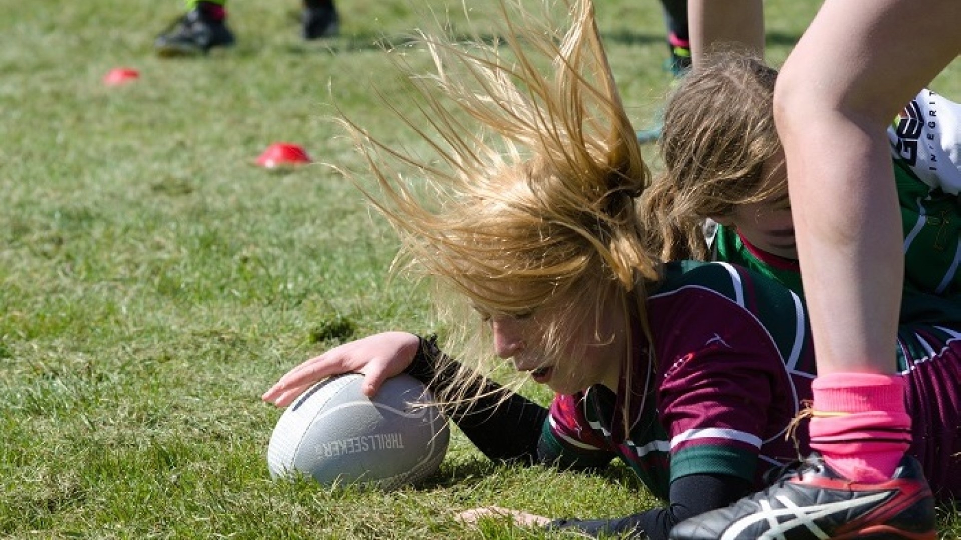 Image of Guildfordians Rugby Girls Rugby team located on Stoke Park Guildford - Teamwork